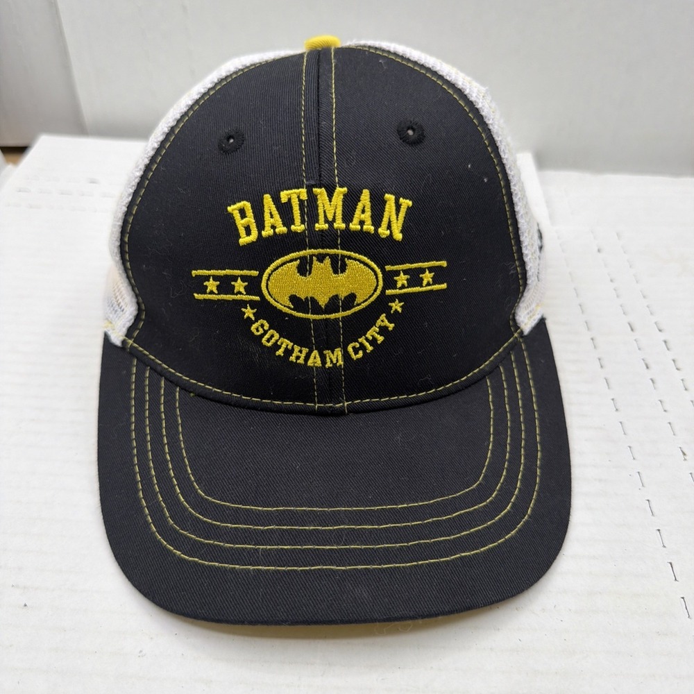 Six Flags Magic Mountain Batman Gotham City Trucker SnapBack Hat